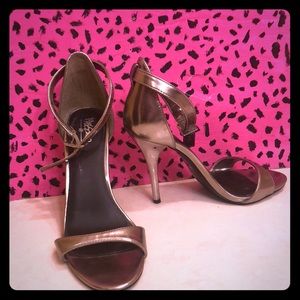 Silver lighty used silver high tops for any event!